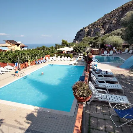 Villaggio Turistico Bleu Village Hotel Meta