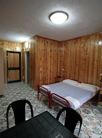 Villaggio Turistico Bleu Village Hotel 4*